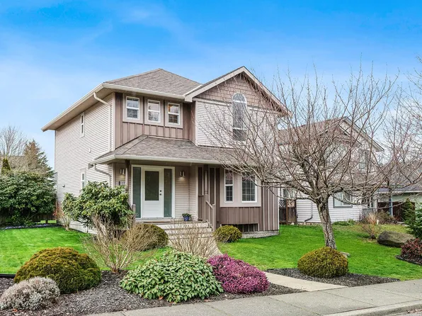 1272 Noel Ave, Comox, BC V9M 4A3