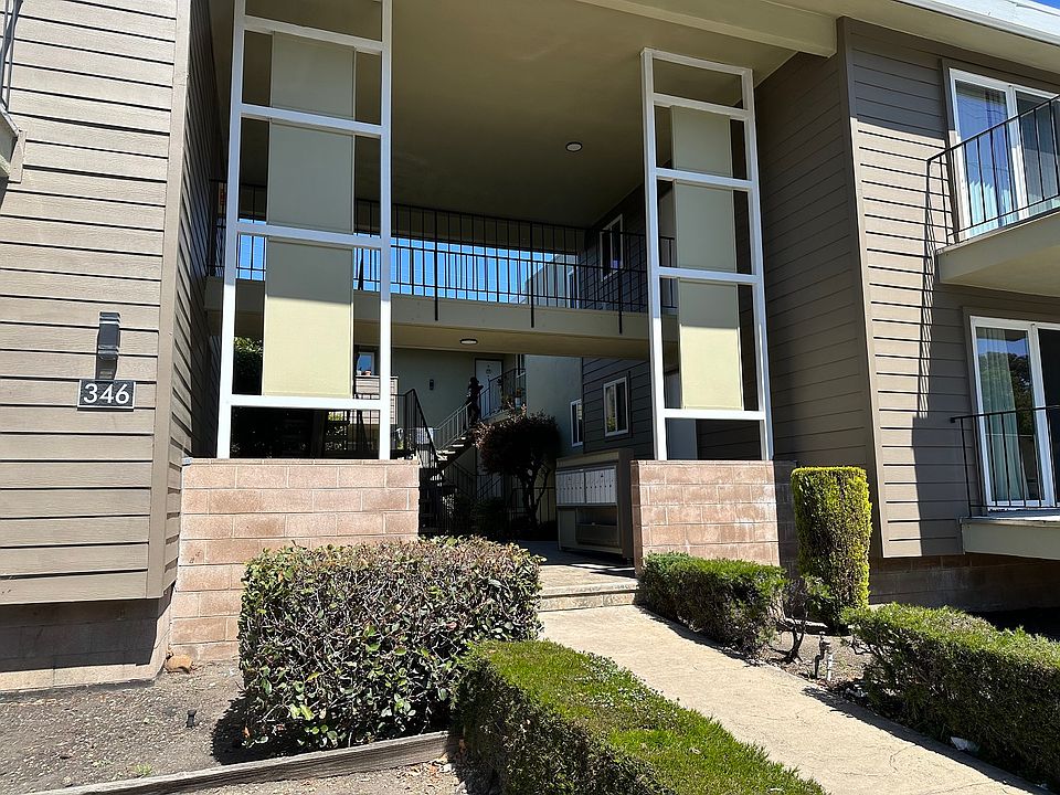 1st image of 346 Richmond Dr #6