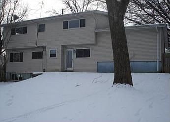 2nd image of 1221 Wyncrest Dr