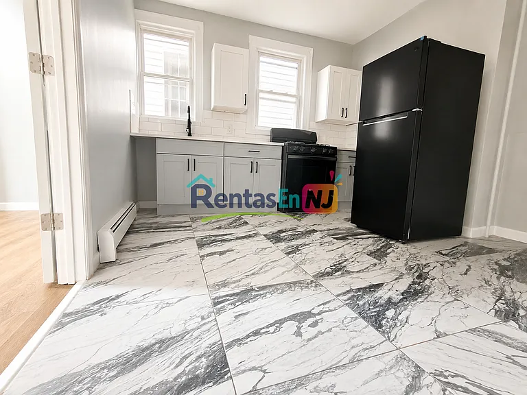 66 Hudson St #1 — Photo 5