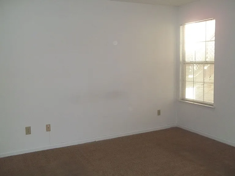 Featherstone Apartments at Kiln Creek — Photo 73