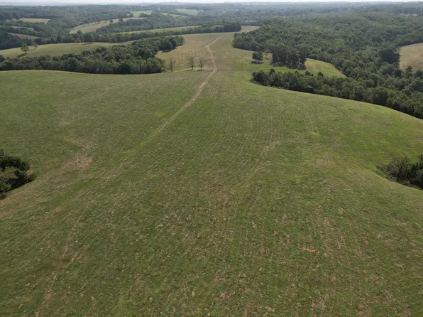 14973 Farm Road 2110, Cassville, MO 65625