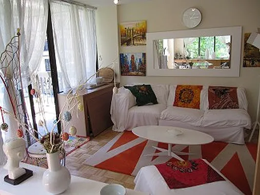 Rented by Newell and Assoc. | media 3