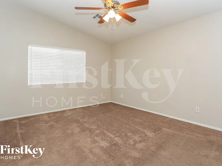 718 Azure Banks Ave — Photo 12