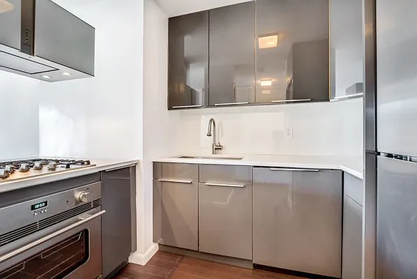 Rented by Compass | media 2