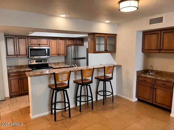 7777 Main St #221, Scottsdale, AZ 85251