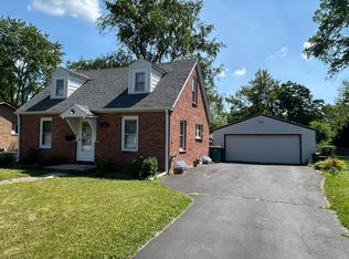3325 Gilead Ave, Zion, IL