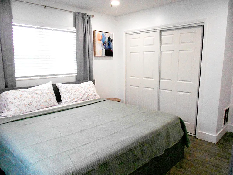 817 NW 30th Ct — Photo 7