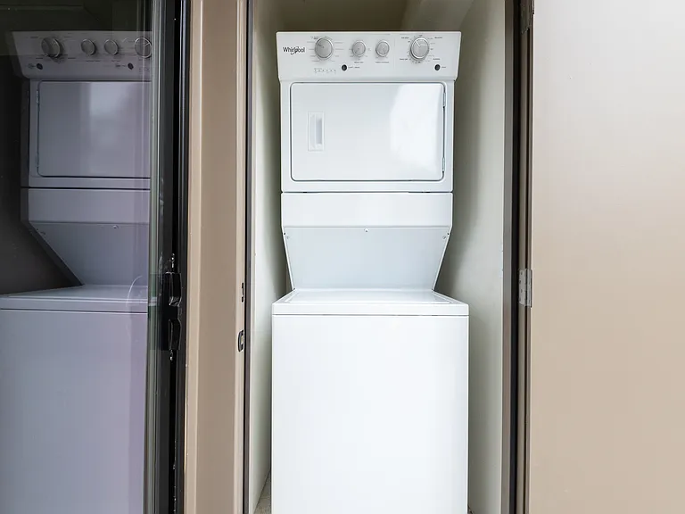 34th Street Apartments TSW — Photo 4