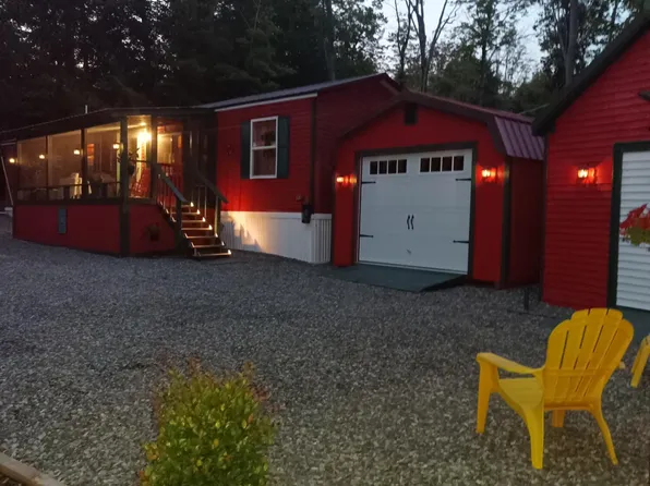 58 Pine Grove Drive, Saint Albans, ME 04971