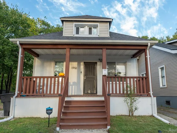 13902 Mackay St, Detroit, MI 48212