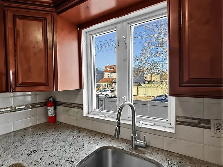 7125 Veterans Ave #1 — Photo 9