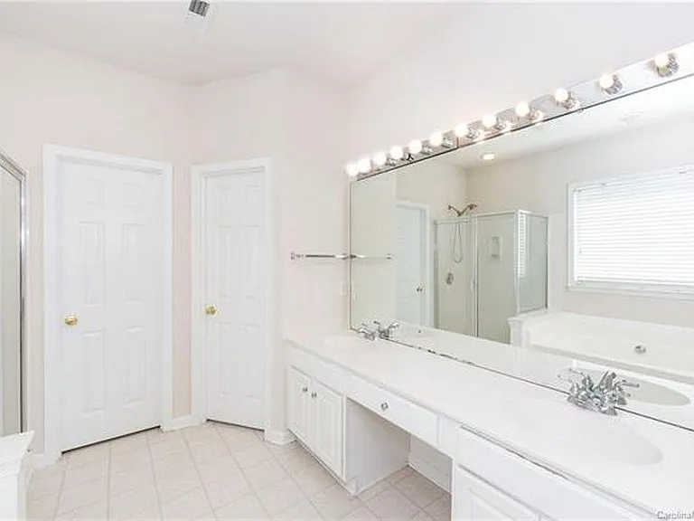 8609 Society St — Photo 13