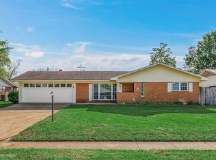 1806 Ray Ave, Bossier City, LA 71112