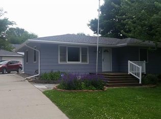 6713 NW 52nd Ct, Johnston, IA 50131