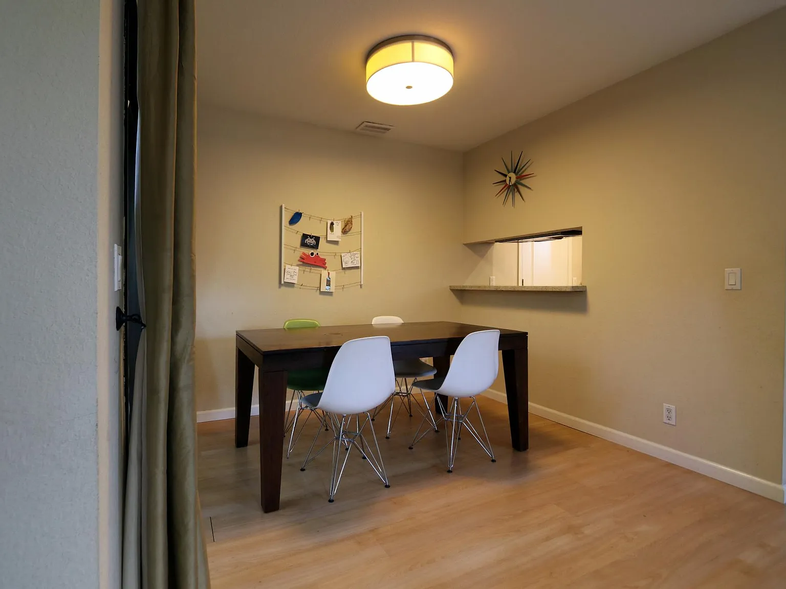 2 bed, 1.5 bath, 935 sqft, $4,495 — Photo 2