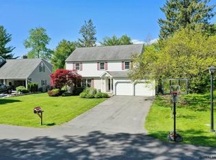 312 Presidential Way, Guilderland, NY 12084