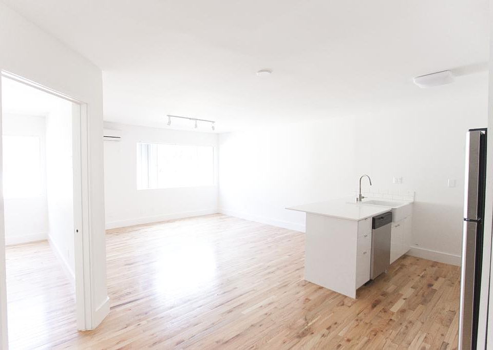 1st image of 201 Avenue 55 APT 102