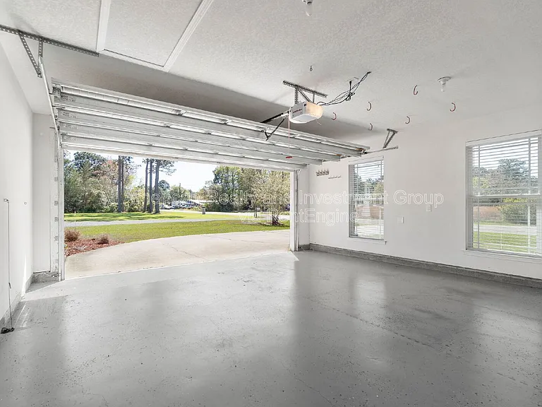 2432 Frontera St — Photo 26