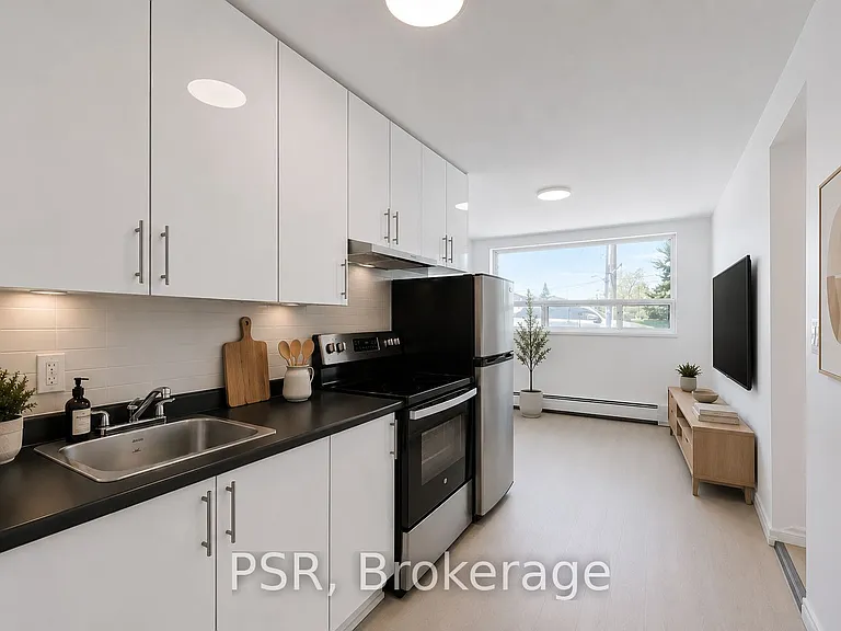 2204 Dufferin St #107 — Photo 4