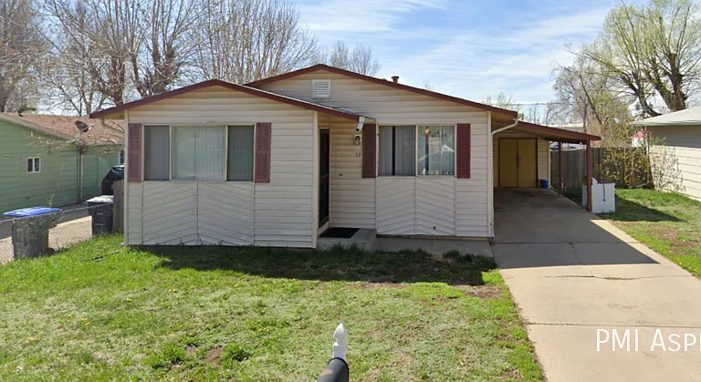 19 Reed Pl — Photo 1