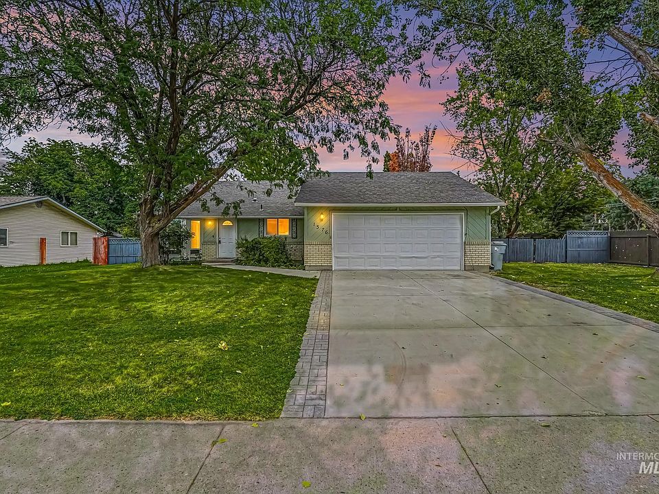 1st image of 1576 S Linda Vista Ave