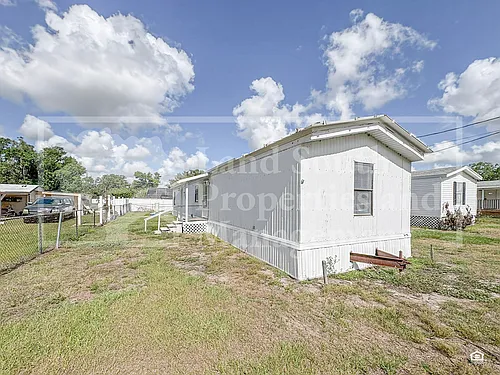 1175 Meadow Lawn St Photo 1