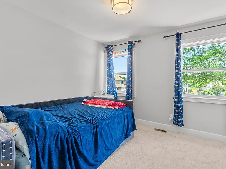 2 Lee Ct — Photo 30
