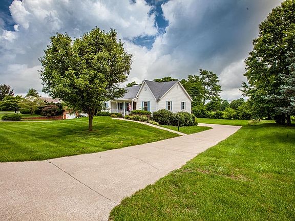 5th image of 336 Farmbrook Cir