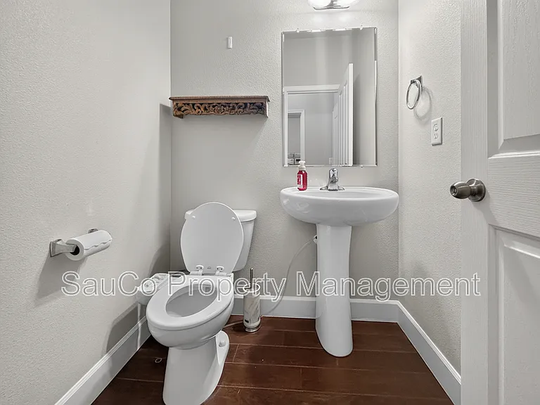 3453 SE Hare Ave — Photo 10