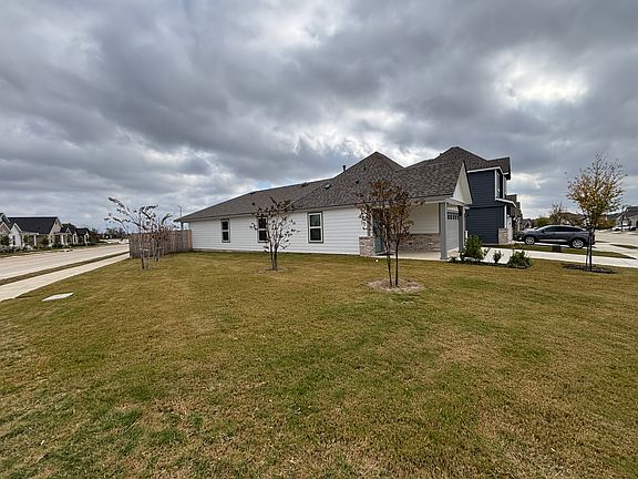 2nd image of 953 Coffee Mill Ln