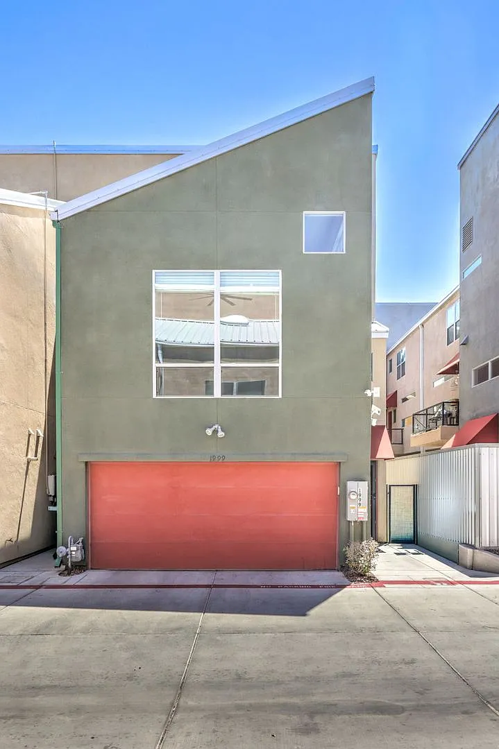 1999 Yaupon Avenue, Las Vegas, NV 89101 — Photo 2