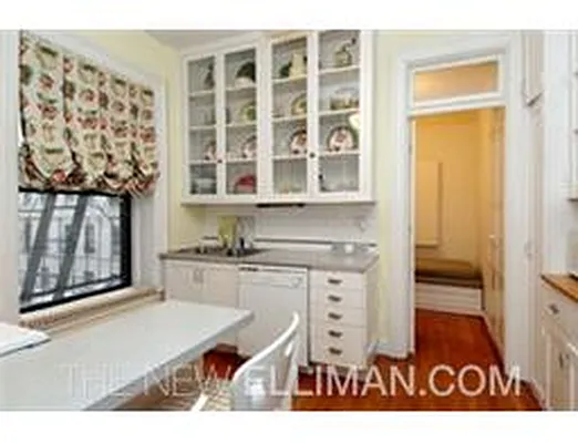 Sold by Douglas Elliman | media 6