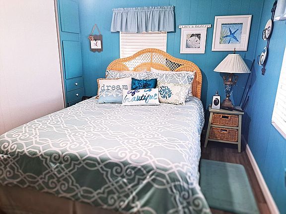 5th image of 2768 Fishpaw Ln