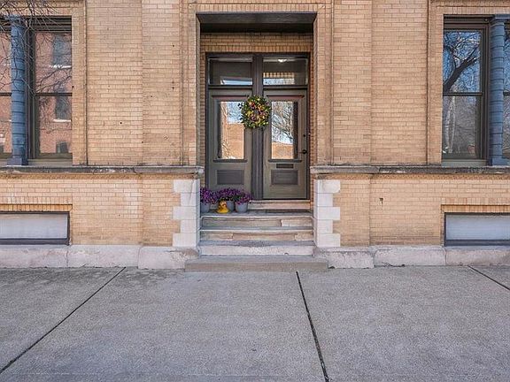 2nd image of 2306 S Compton Ave