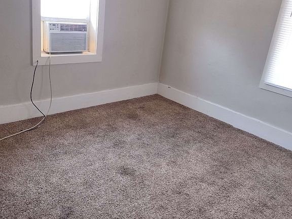 4th image of 736 S 1st Ave #2