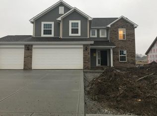 496 N Wyndstone Way, Fortville, IN 46040