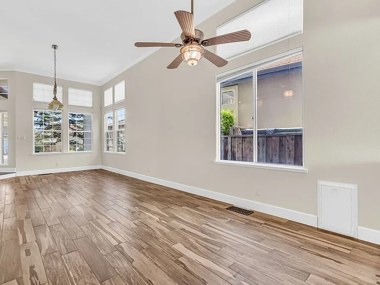 2317 Wayfarer Dr — Photo 14