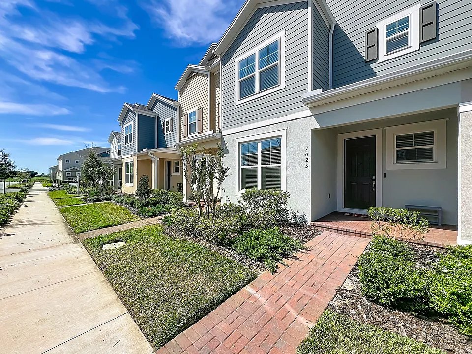 7025 Twilight Bay Dr