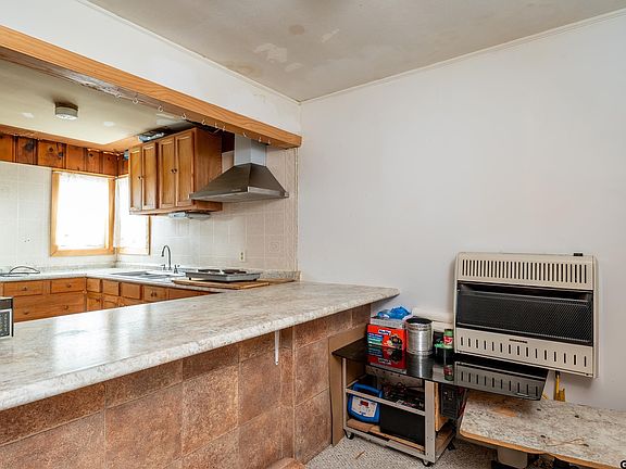4th image of 3009 Pin Oak St