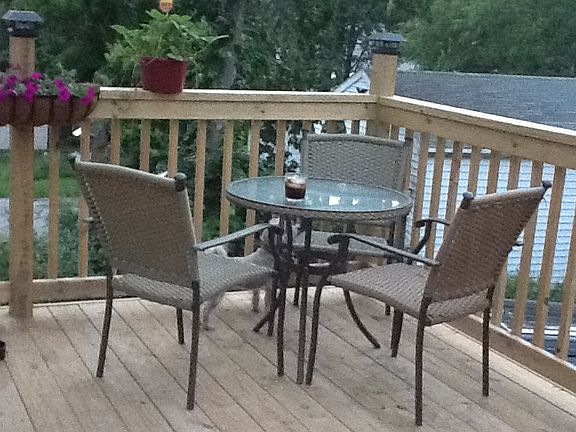 Upper deck