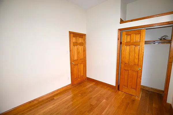 Rented by Your Vanity Realty | media 26