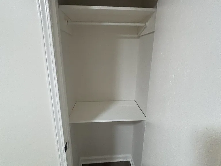 2535 Martin Cir — Photo 14