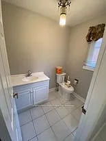 49 Highglen Ave E — Photo 12