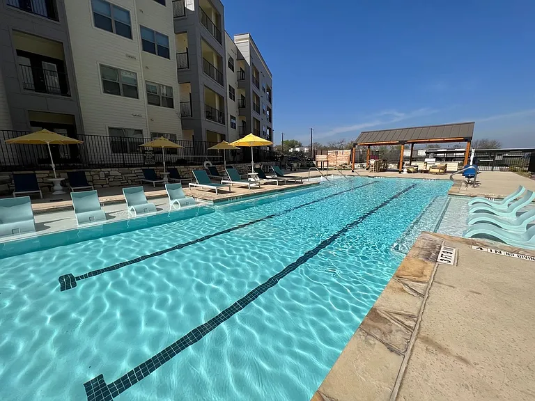 MedWest Apartments — Photo 18