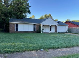3955 Stillwood Dr, Memphis, TN 38128