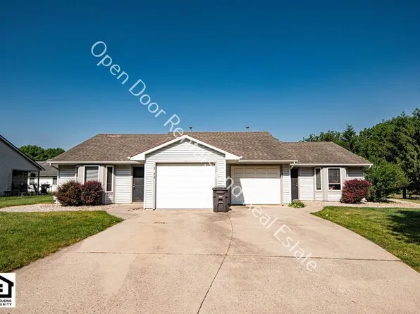 1525 Flagstone Dr, Fort Wayne, IN 46815