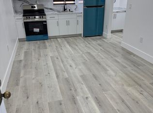 126 E 4th St #203, Hialeah, FL 33010