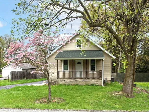 1211 W County Line Rd, Mineral Ridge, OH 44440