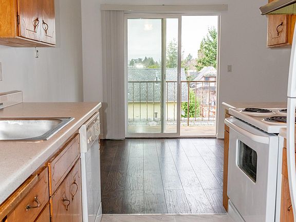 3rd image of 6701 24th Ave NW #303